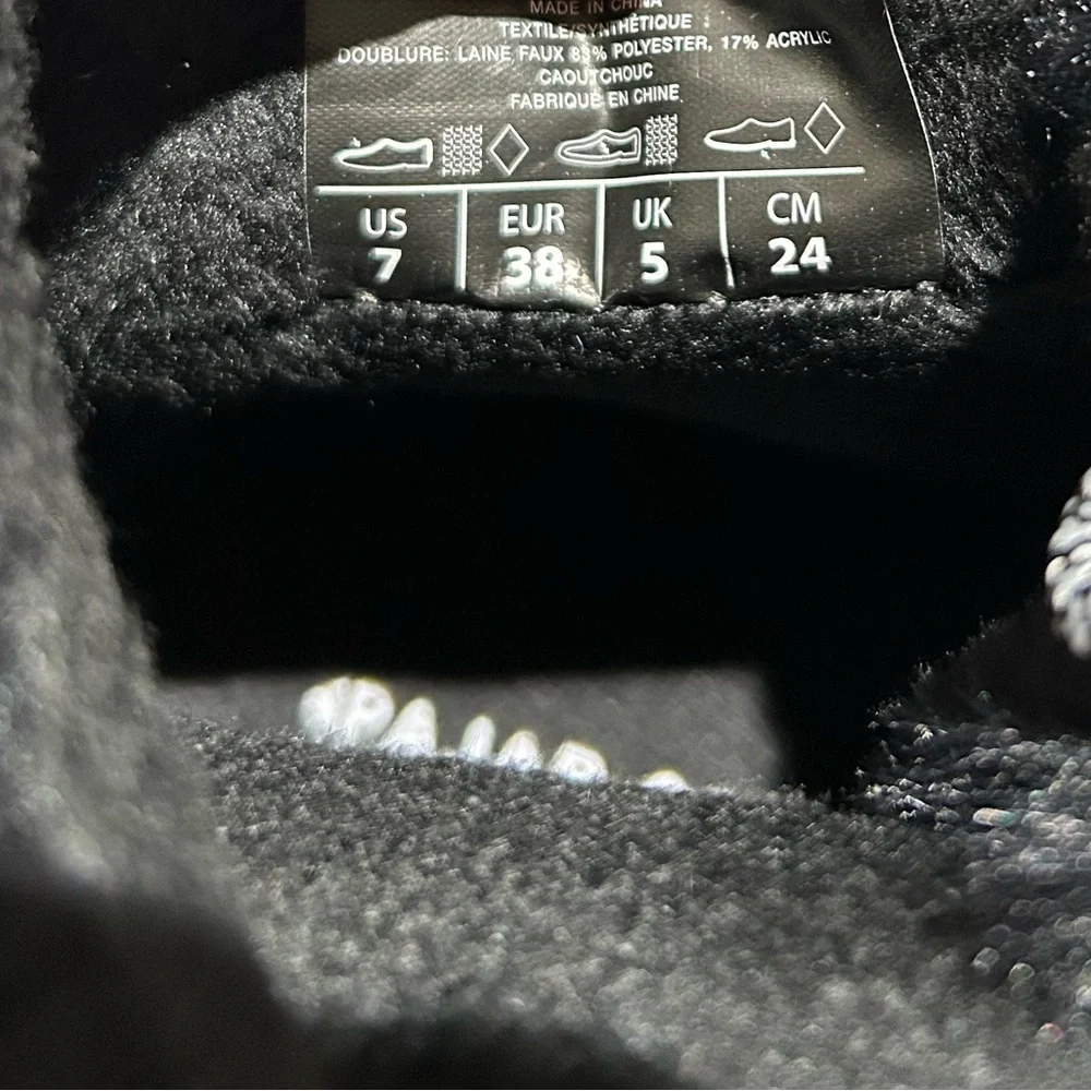 Pajar Chalet Black Faux Fur Waterproof Winter Snow Boots Women's Size 7 NWT